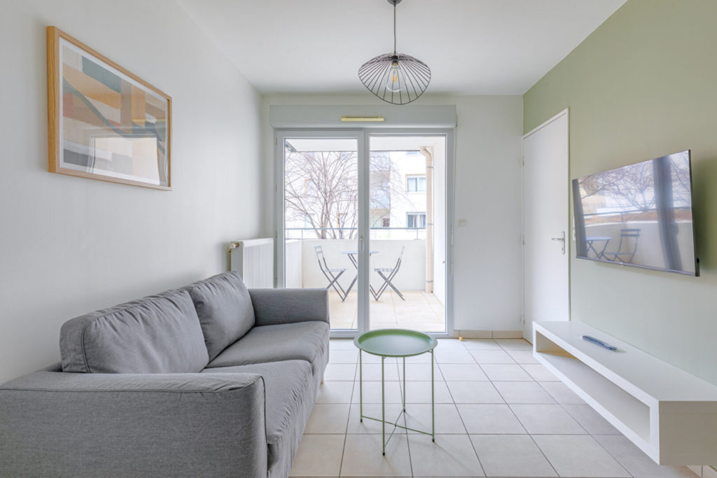 Beau T2 meublé avec balcon et garage