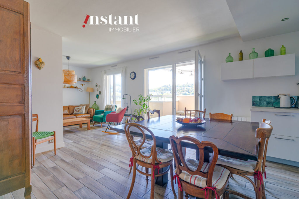NOUVEAUTÉ  Exclusivité – T4 avec balcon – Vue Saône