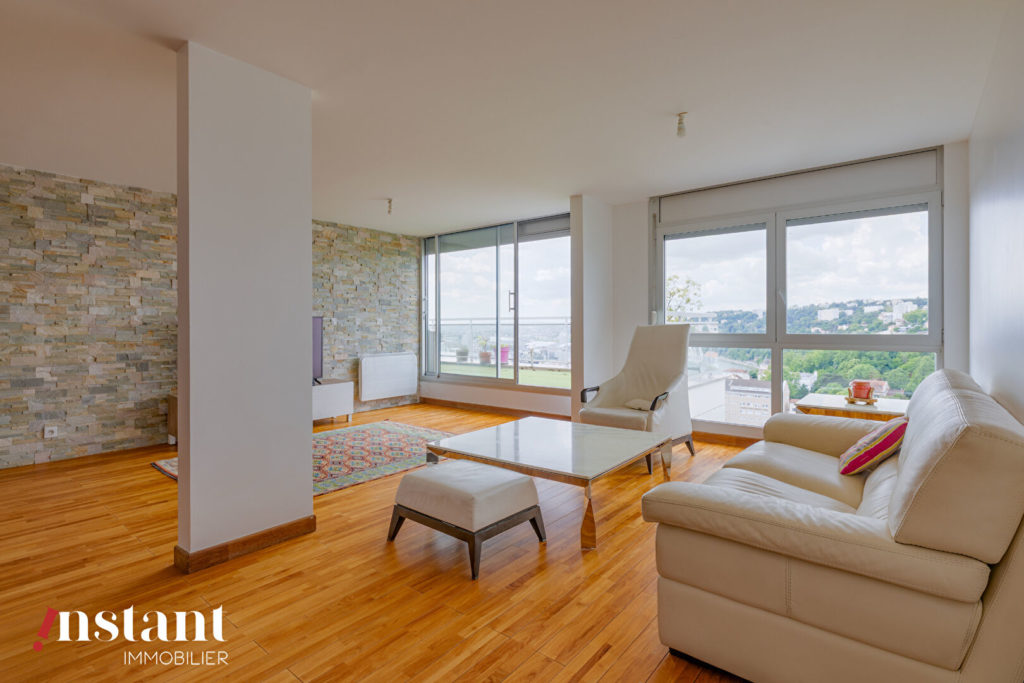 NOUVEAUTÉ – Exclusivité – T5 avec terrasse – Saint Just