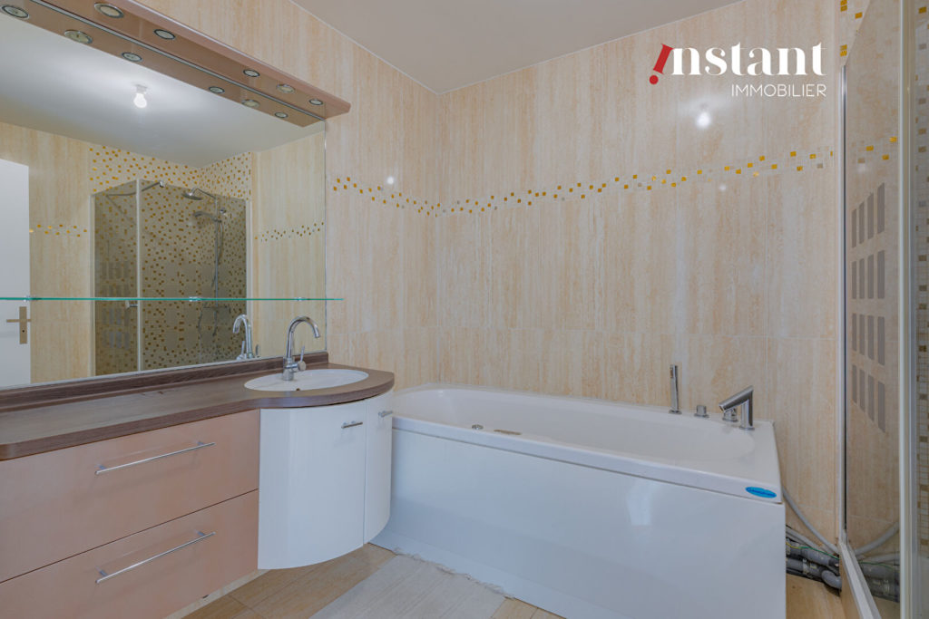 NOUVEAUTÉ – Exclusivité – T5 avec terrasse – Saint Just