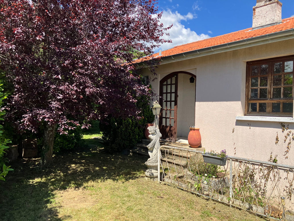 SOUS OFFRE – CHABANIERE : MAISON SUR TERRAIN DE 1000 M²