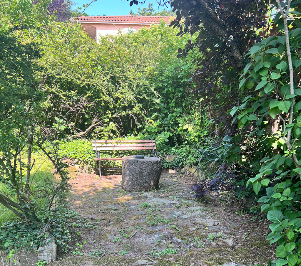 SOUS OFFRE – CHABANIERE : MAISON SUR TERRAIN DE 1000 M²
