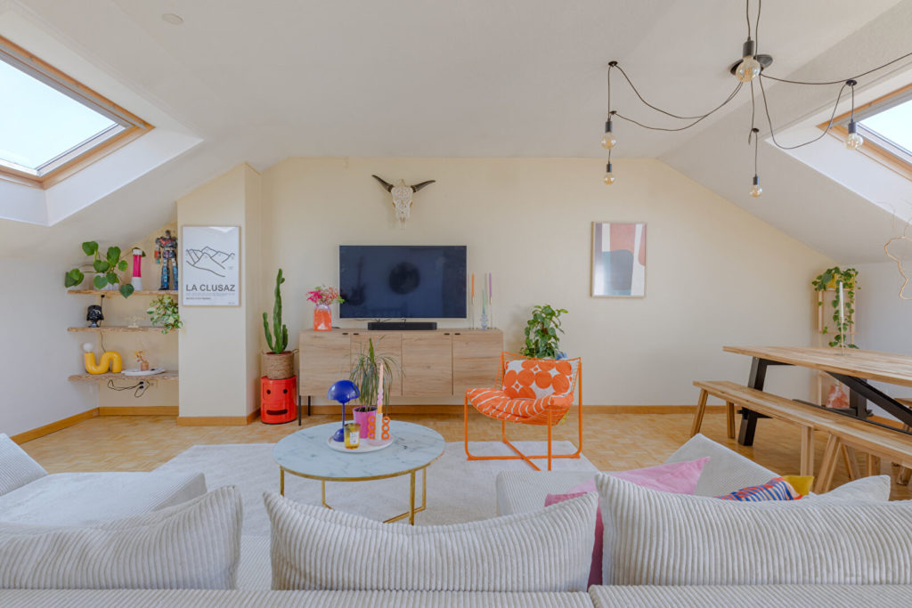 Superbe T5 en duplex de 128m2 avec terrasse – République/Gratte ciel