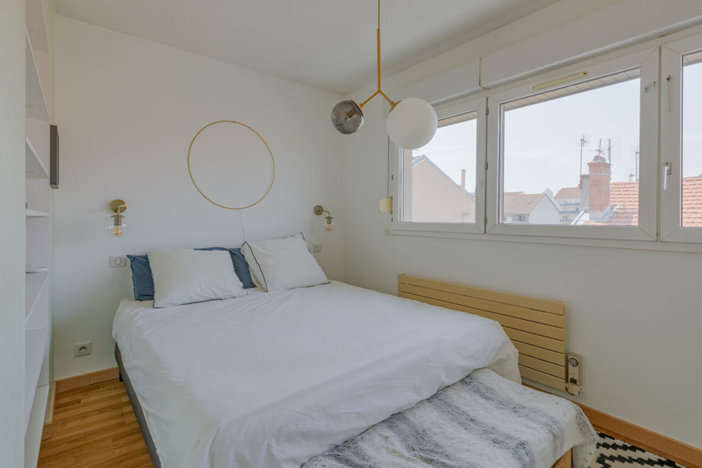 Superbe T5 en duplex de 128m2 avec terrasse – République/Gratte ciel
