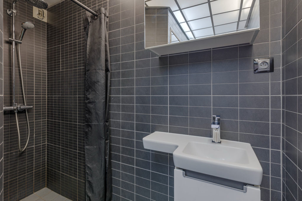 Superbe T5 en duplex de 128m2 avec terrasse – République/Gratte ciel