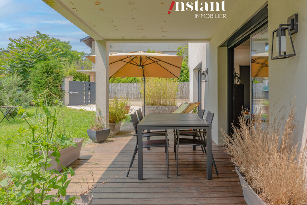Rare Maison Saint Cyr Au Mont d’Or avec jardin