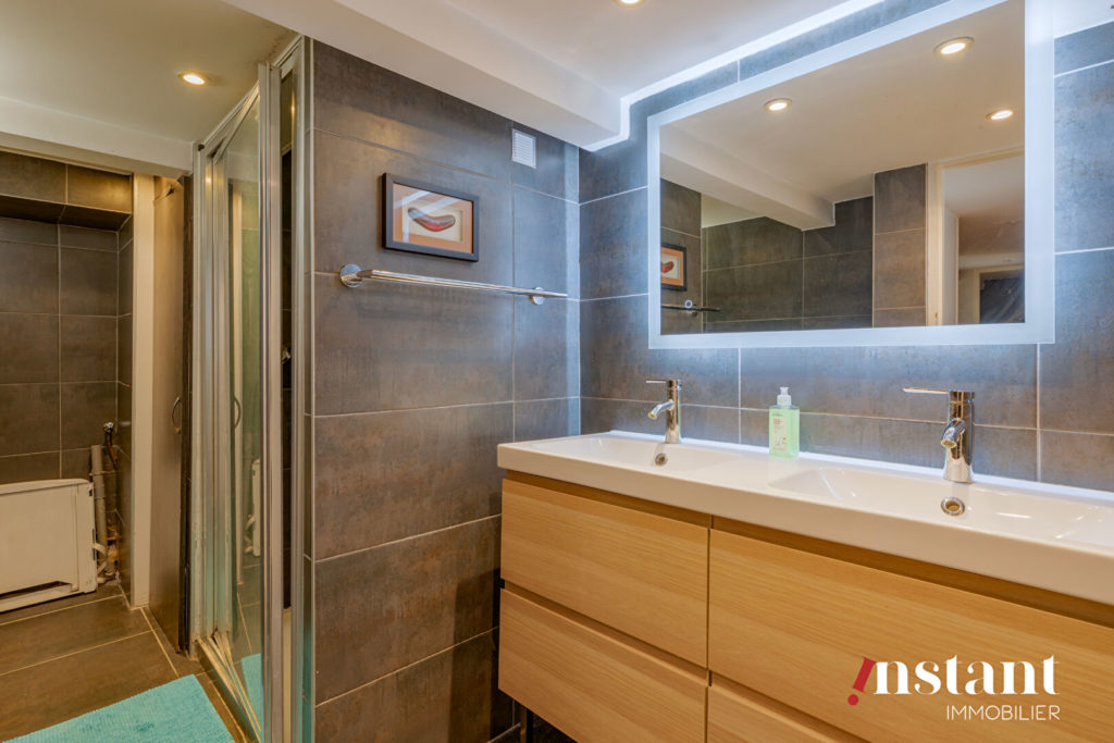 Rez de jardin, rue D’ivry – T4 avec extérieur 100m2 – Croix-Rousse
