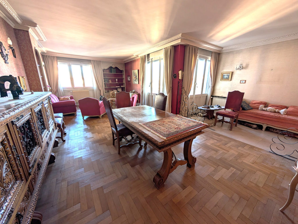 T5 avec balcon – Jean Macé