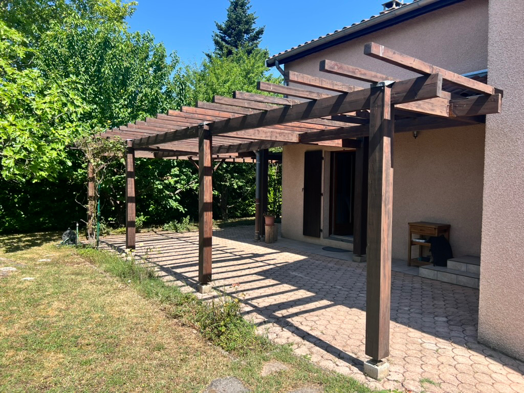 St priest – maison de 140 m²