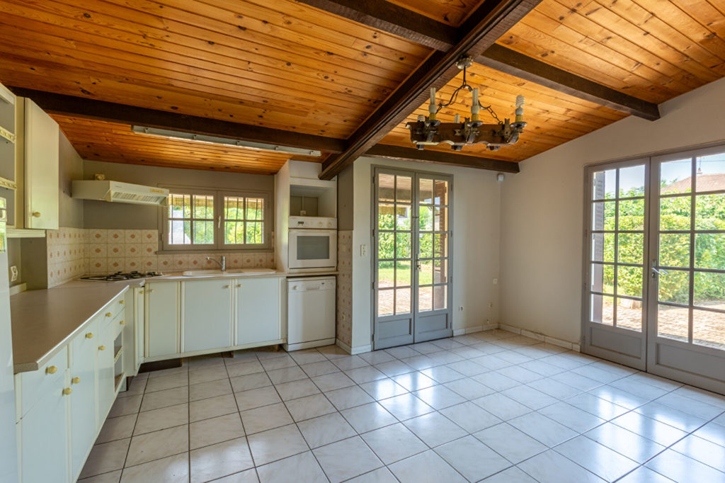 Maison 5 pièces 170m2 + Terrain piscinable – Rue Louis Martel