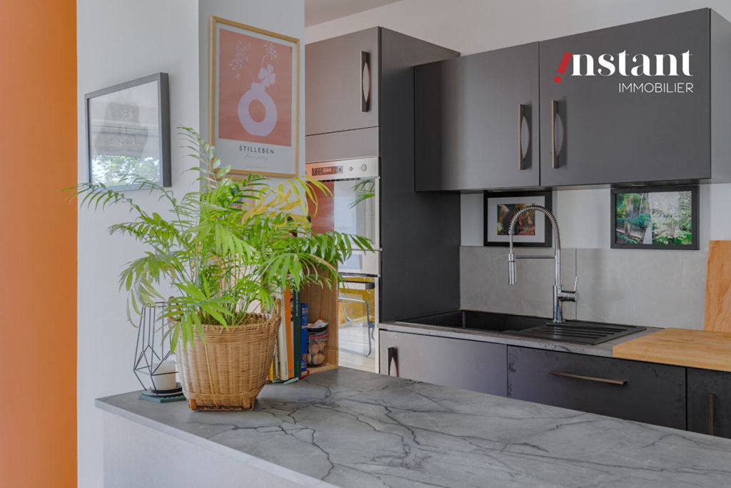 Nouveauté – SOUS OFFRE – Exclusivité – T3 avec vue sur Lyon – Sainte Foy les Lyon