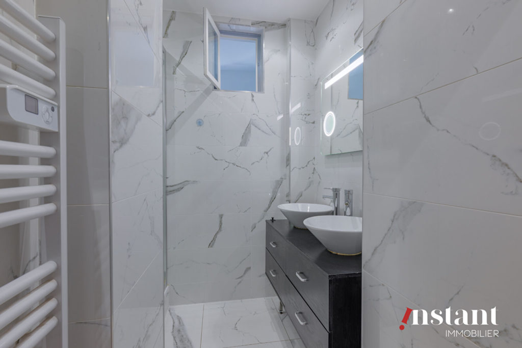 Nouveauté – SOUS OFFRE – Exclusivité – T3 avec vue sur Lyon – Sainte Foy les Lyon