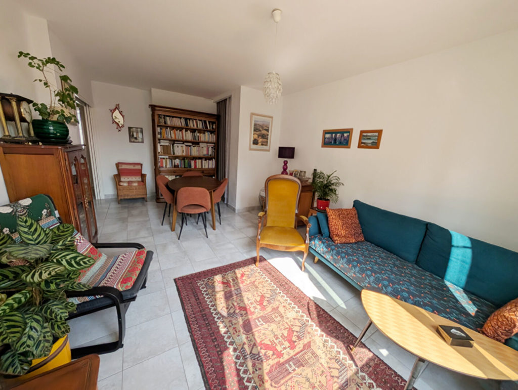 VILLEURBANNE PROCHE MONTCHAT : T3 70 M²
