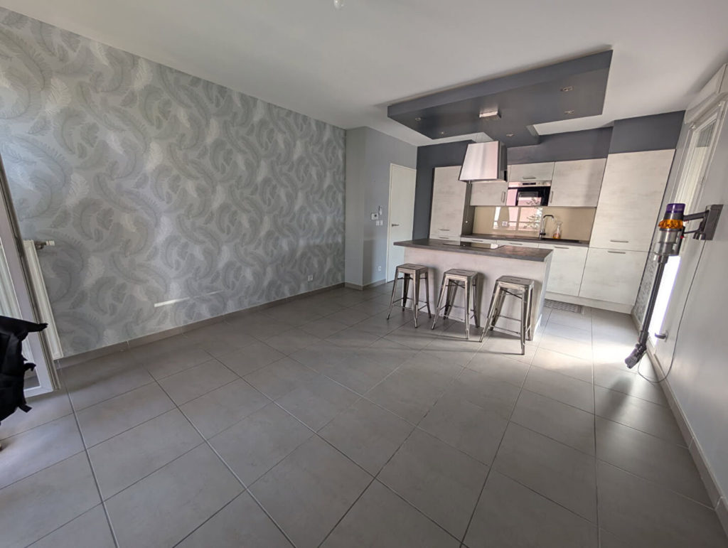 T3 – Saint-Priest proche Parilly