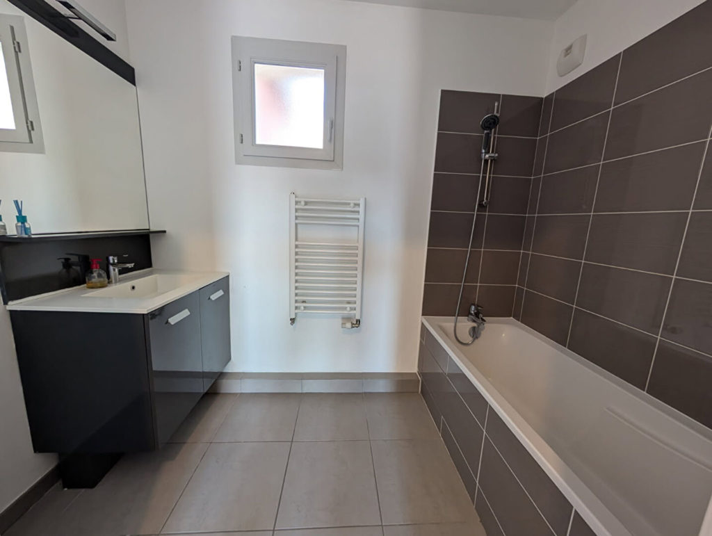 T3 – Saint-Priest proche Parilly