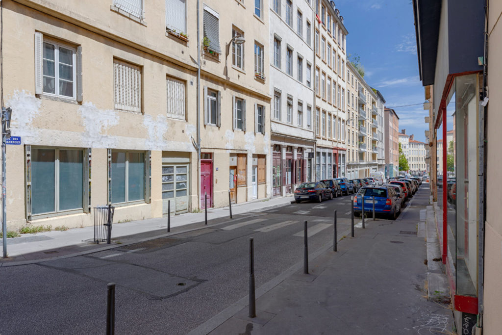 Exclusivité – T3 avec cours – Chartreux