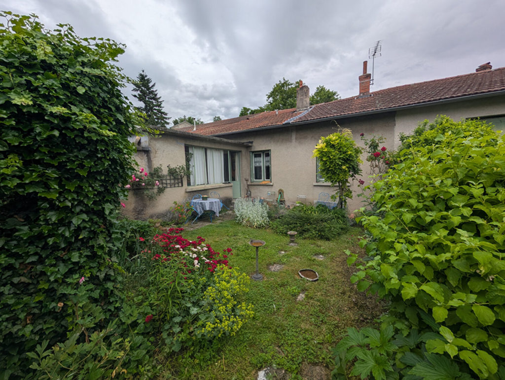 SOUS COMPROMIS : Maison 120 m2 sur terrain de 181 m² – Meyzieu