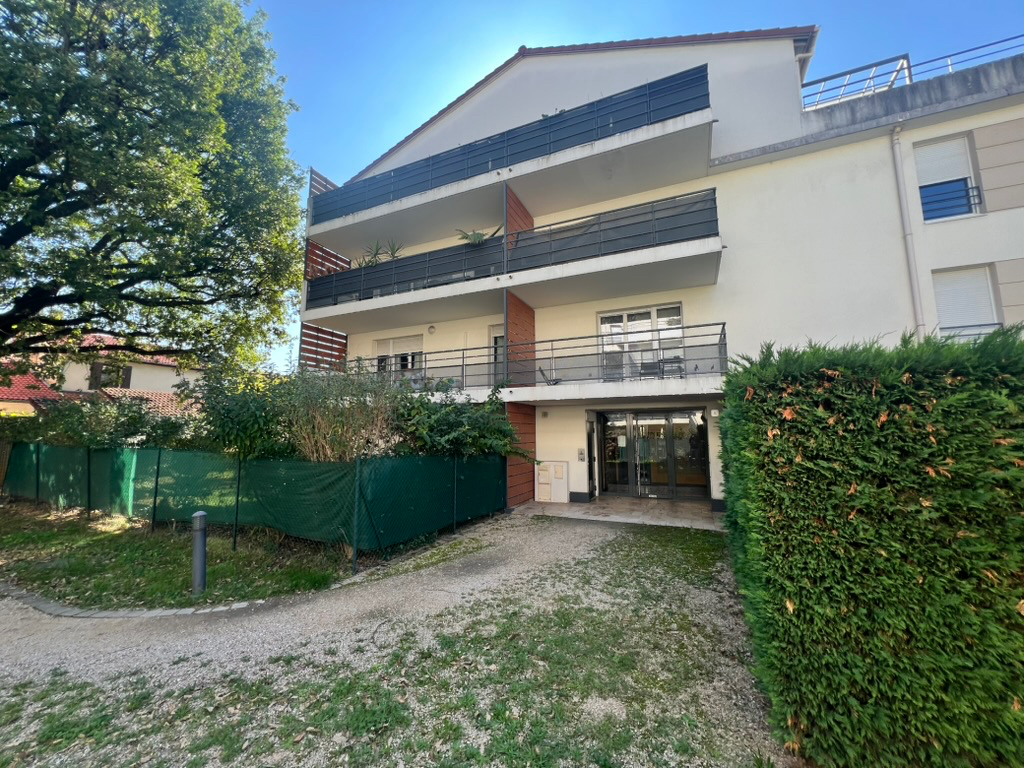 SAINT PRIEST : T3 DE 63 M² + GARAGE