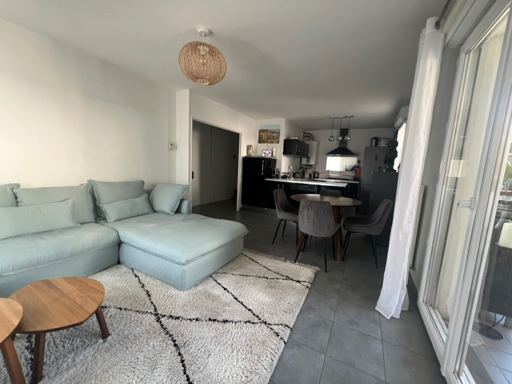 SAINT PRIEST : T3 DE 63 M² + GARAGE