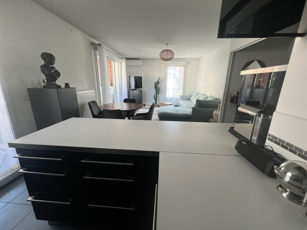 SAINT PRIEST : T3 DE 63 M² + GARAGE