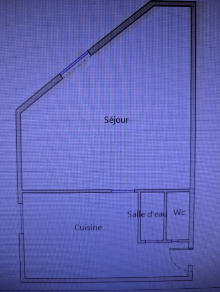 VILLEURBANNE ENTRE GRATTE CIEL ET DOUA : T1 DE 31 M²