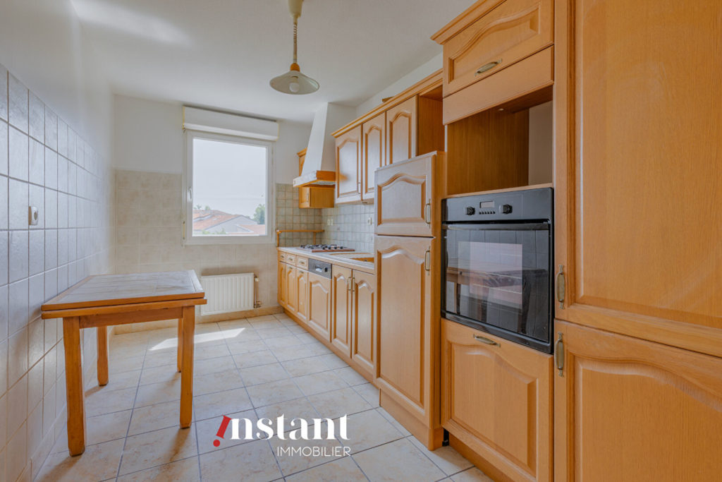 Grand T3 avec loggia à 10 min de gare de Vénissieux