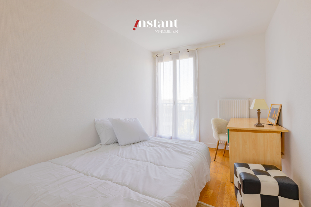 T4 3chambres au pied du métro Gratte Ciel