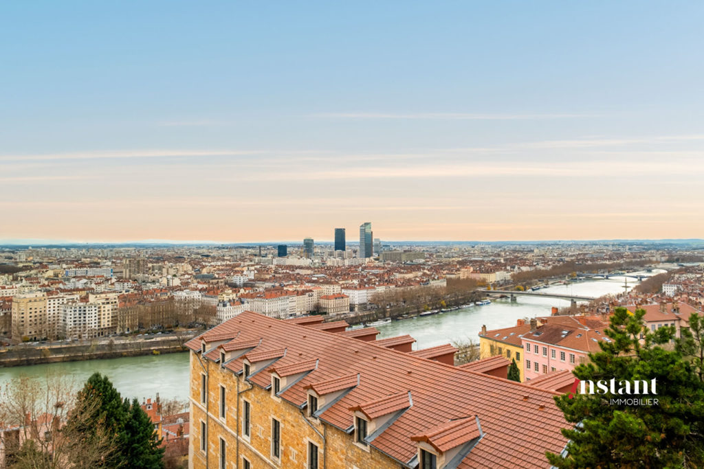 SOUS COMPROMIS – Exclusivité – T3 avec vue – Croix-Rousse