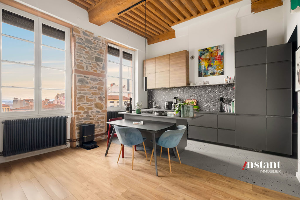 SOUS COMPROMIS – Exclusivité – T3 avec vue – Croix-Rousse