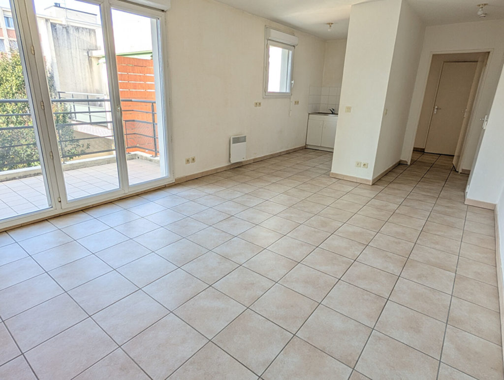 T2 de 45 m² – garage possible – Saint-Priest proche Centre