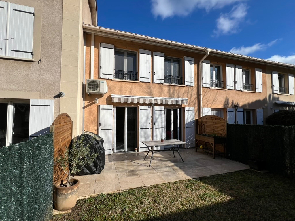 Maison Lyon 8-93.02 m2 avec garage