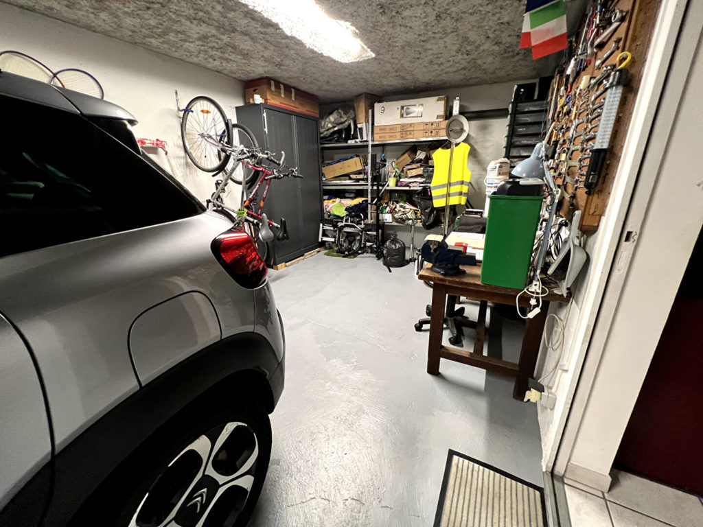Maison Lyon 8-93.02 m2 avec garage