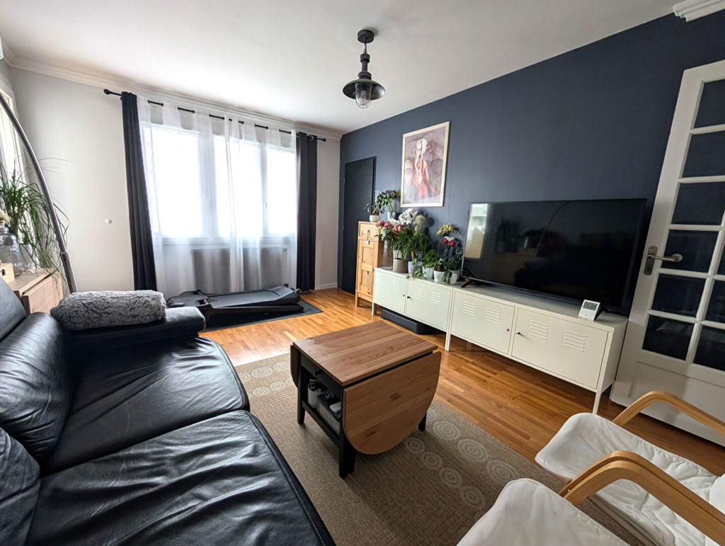 VILLEURBANNE GRANDCLEMENT : T4 75 M² + CAVE + PARKING