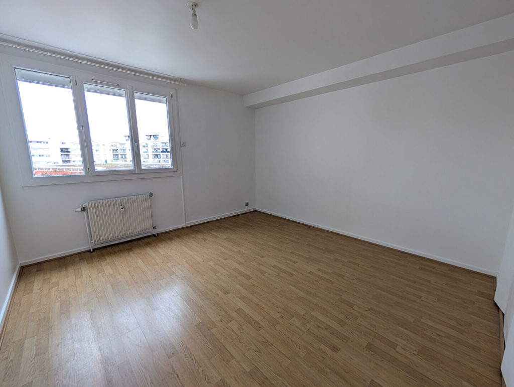 Exclusivité – T5 de 99m² avec cave et garage – Saint-Priest Centre