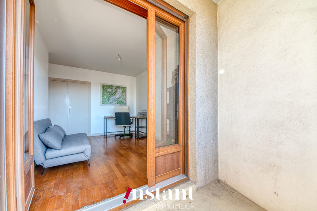 T3 meublé avec balcon & garage – Dauphiné-Lacassagne