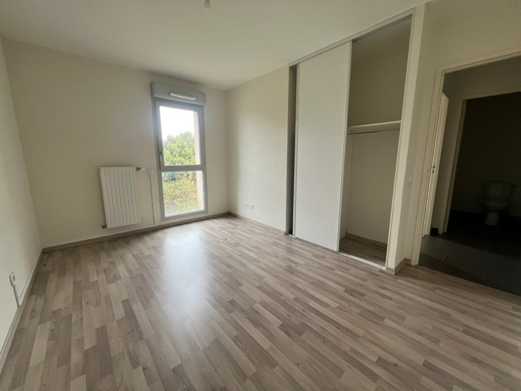 Duplex _Civrieux 5 pièce(s) 108 m2