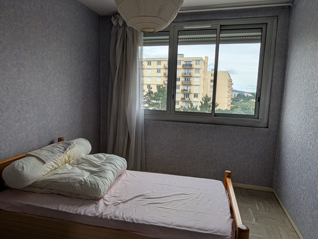 LYON 5 : T4 DE 70 M² + PARKING + CAVE