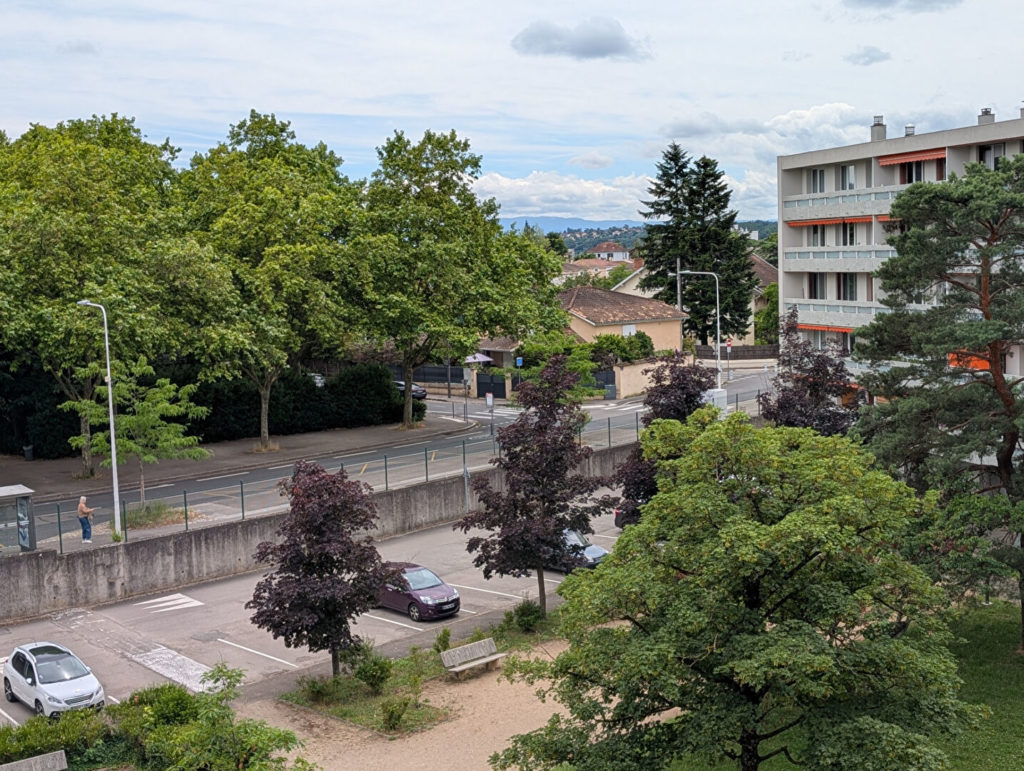 LYON 5 : T4 DE 70 M² + PARKING + CAVE