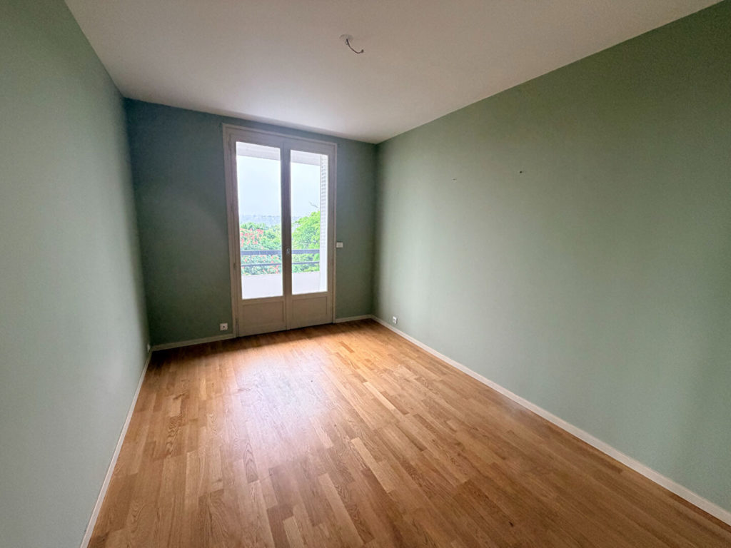 SOUS COMPROMIS|Exclusivité – T4 avec balcons – Cuire
