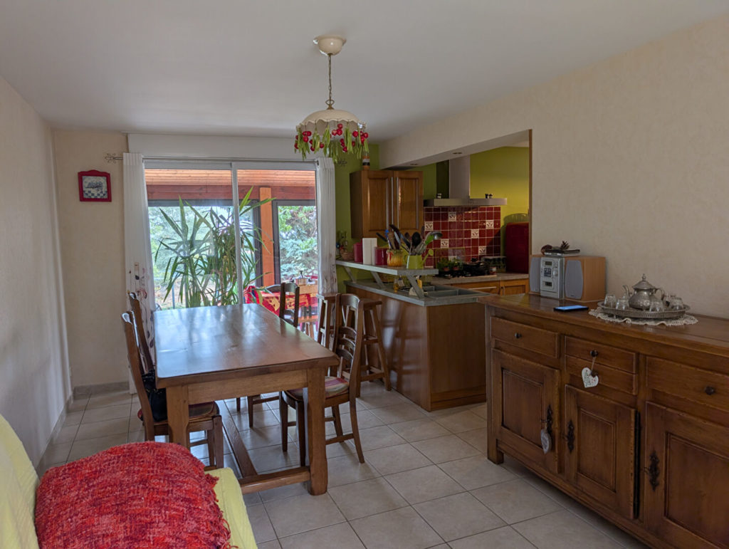 CHUYER : MAISON DE 207 M² SUR TERRAIN DE 1300 M2