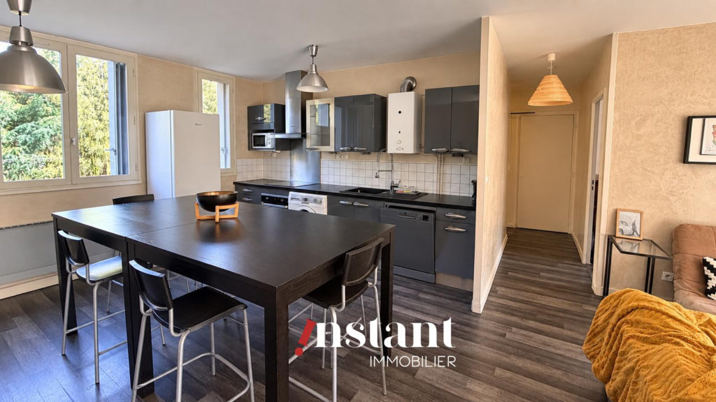 Exclusivité – T3 avec balcon & parking – Quai de Saône